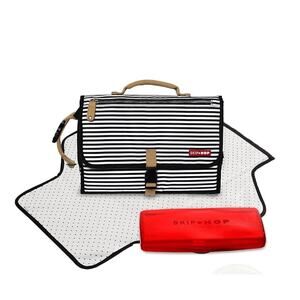 NWT Skip Hop Pronto Wristlet Portable Changing Mat Cushioned Diaper Changing Pad